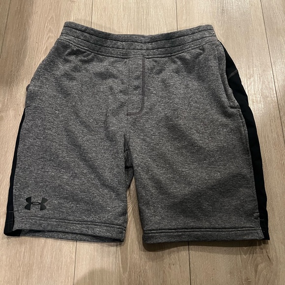 Under Armour Other - Men’s Under Armour Grey Fitted Athletic Shorts